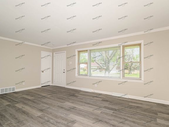 5th image of 313 Ward Dr