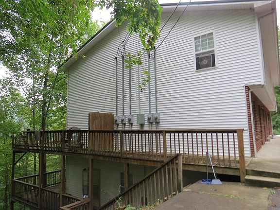 2nd image of 201 Meadow Dr