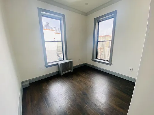 Rented by Vertical Real Estate LLC | media 2