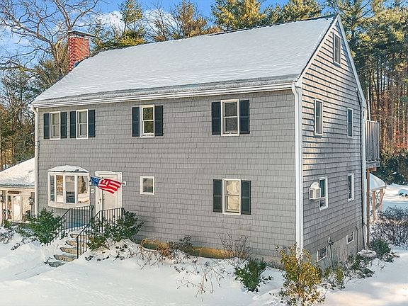 2nd image of 49 Washington Park Dr