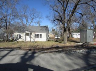 306 W 2nd St, Salisbury, MO 65281