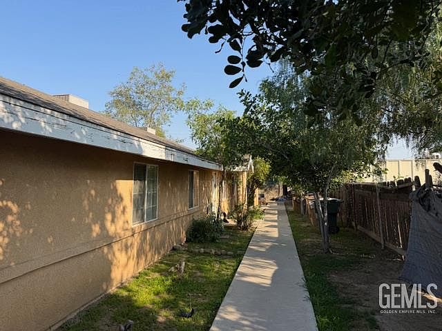 2nd image of 3038 Virginia Ave