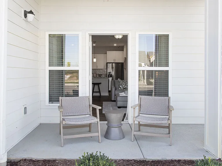 Hathaway at Kingsley Place — Photo 13