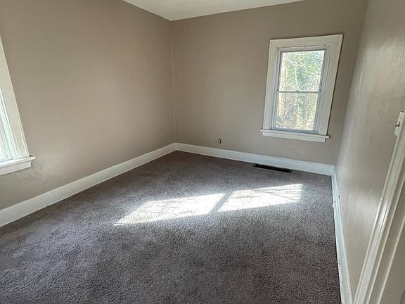 4th image of 3025 McHenry Ave #2-2-2