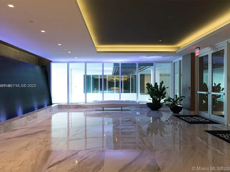 400 Sunny Isles Blvd #1019 — Photo 32
