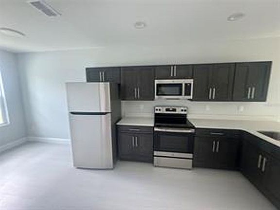 4th image of 4508 Lafayette Ave #4508