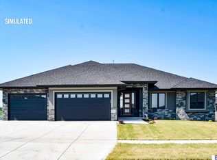 512 Deep Water Bay, Lincoln, NE 68527