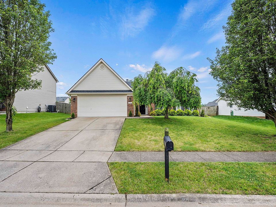 1st image of 601 Leverton Pl