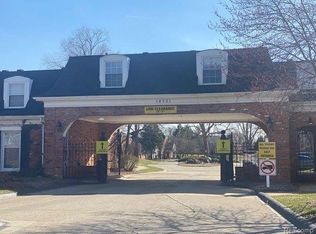 18301 W Thirteen Mile Rd UNIT A5, Southfield, MI 48076
