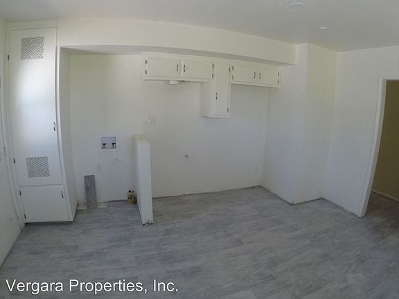 5th image of 15503 Cornuta Ave