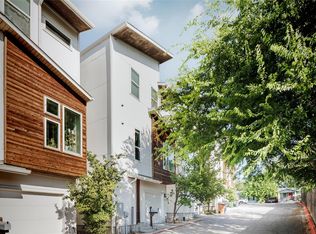 3007 E 12th St APT 4, Austin, TX 78702