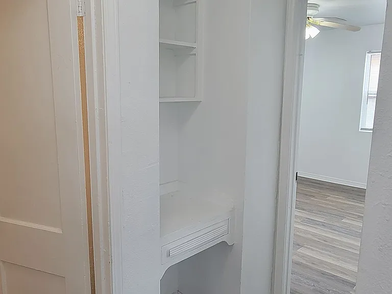 2901 Wallace St — Photo 12