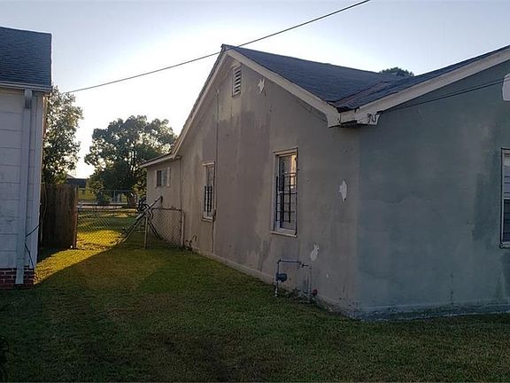 3rd image of 9030 Pritchard Pl