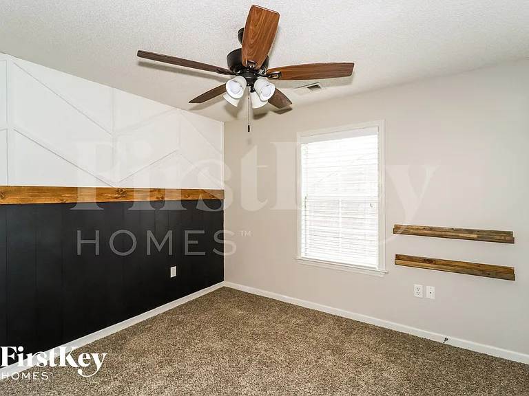 4946 Indian Walk Ln — Photo 10