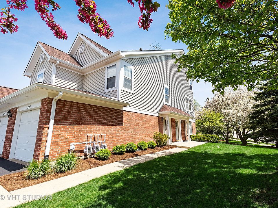 1st image of 221 Mansfield Way #221