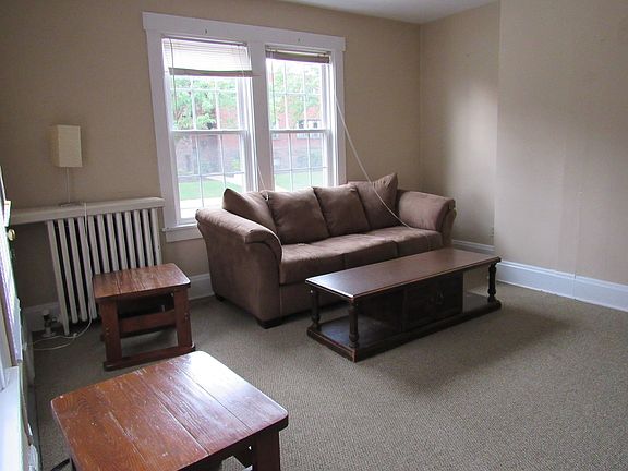 2nd image of 124 S 7th St APT 2