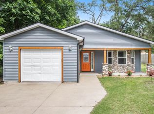 515 Gladys St, Plainwell, MI 49080