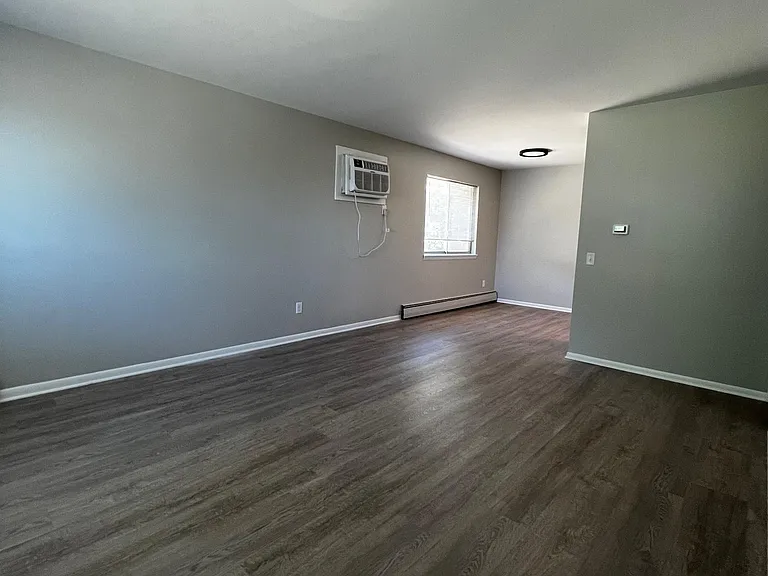 1309 Ruskin St #4 — Photo 8