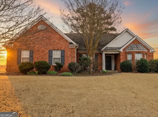 3385 Stoneleigh Run Dr, Buford, GA