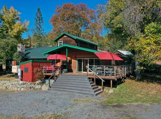 342 & 343 Beaver Creek Rd, Jacksonville, OR 97530