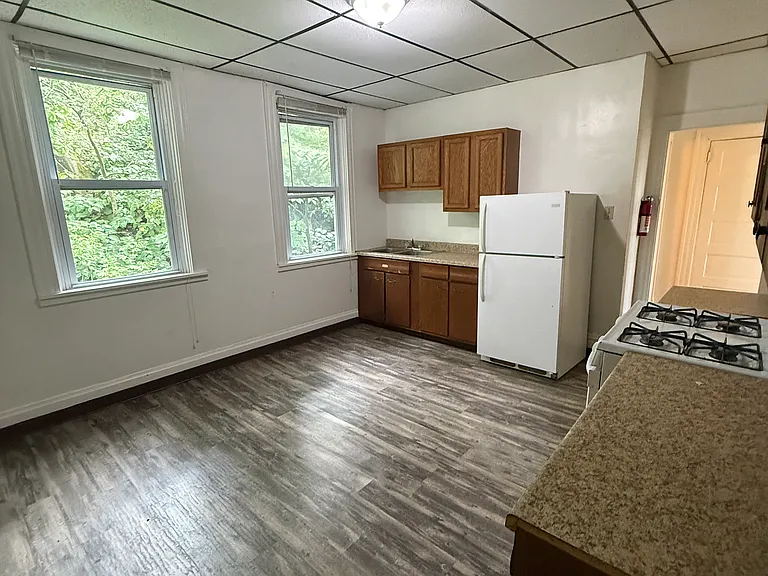 1017 Emporia St #2 — Photo 10