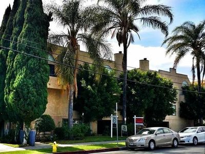 8331 Cedros Ave APT 10, Panorama City, CA, 91402