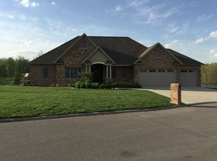 5141 Kennet Dr, Columbia, IL 62236