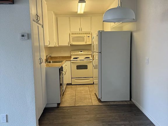 3rd image of 6350 Genesee Ave Unit 120