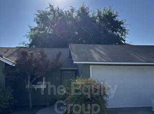 722 S Linwood St, Visalia, CA 93277