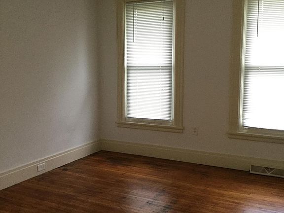 5th image of 485 Ashland Ave APT 1