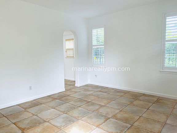 5th image of 4285 Bromley Ct