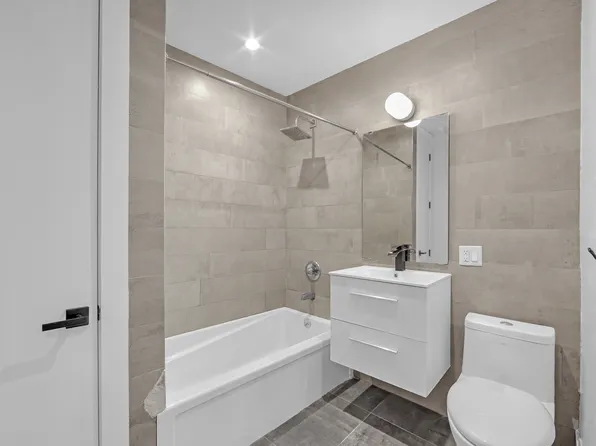 1142 Lafayette Avenue image 10 of 13