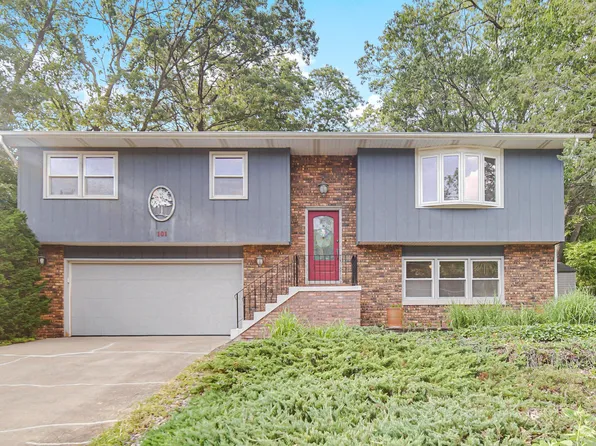 101 Diana Rd, Portage, IN 46368