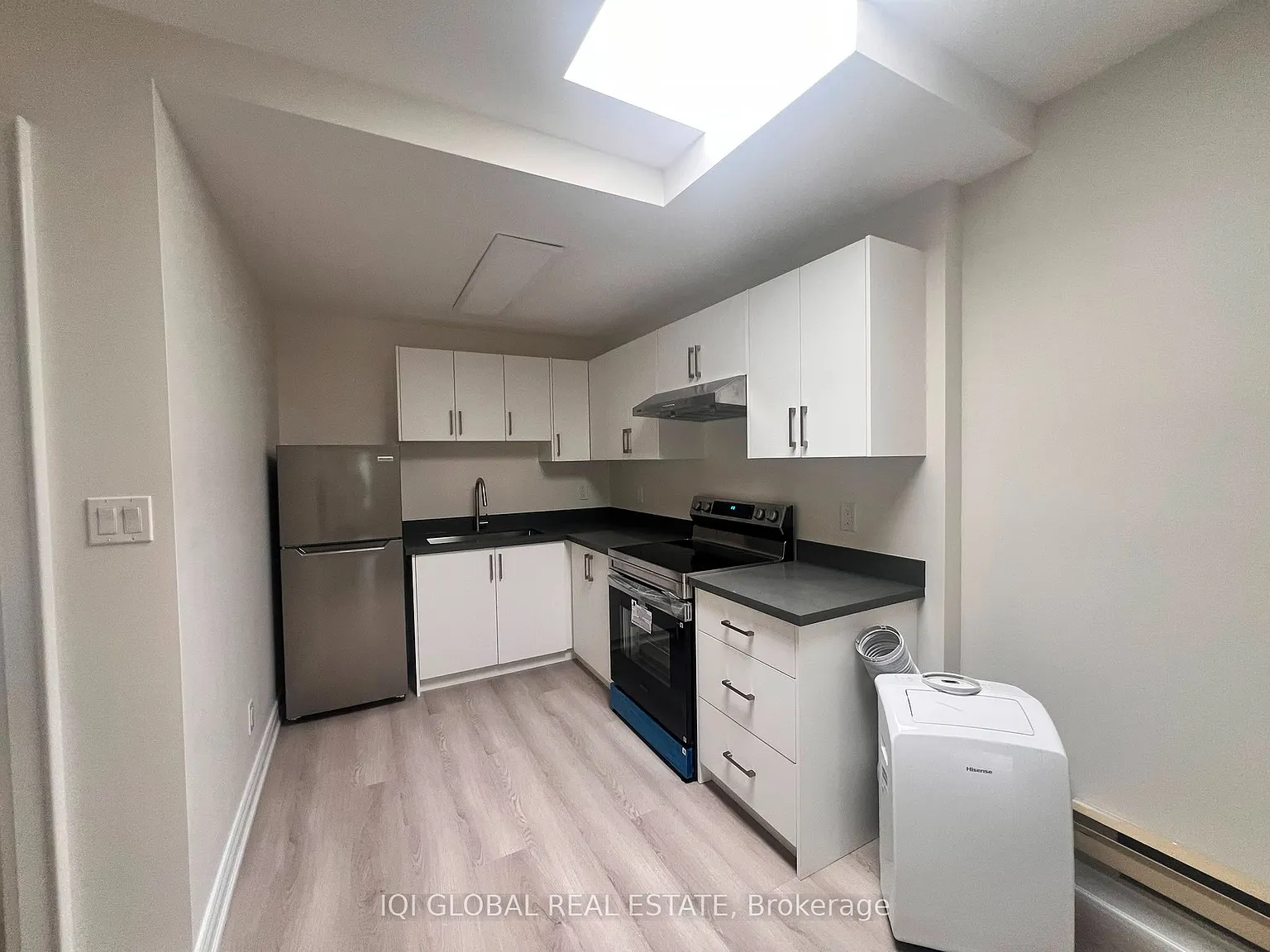 2 bed, $2,500 — Photo 3