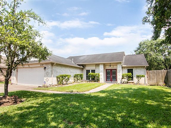 2nd image of 2319 Anthony Ln