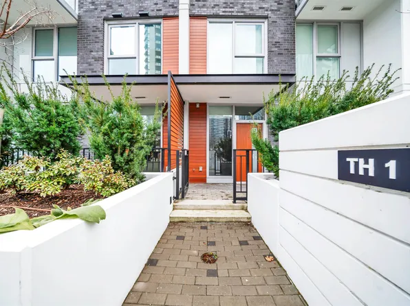 10448 University Dr #Townhouse 1, Surrey, BC V3T 1V6