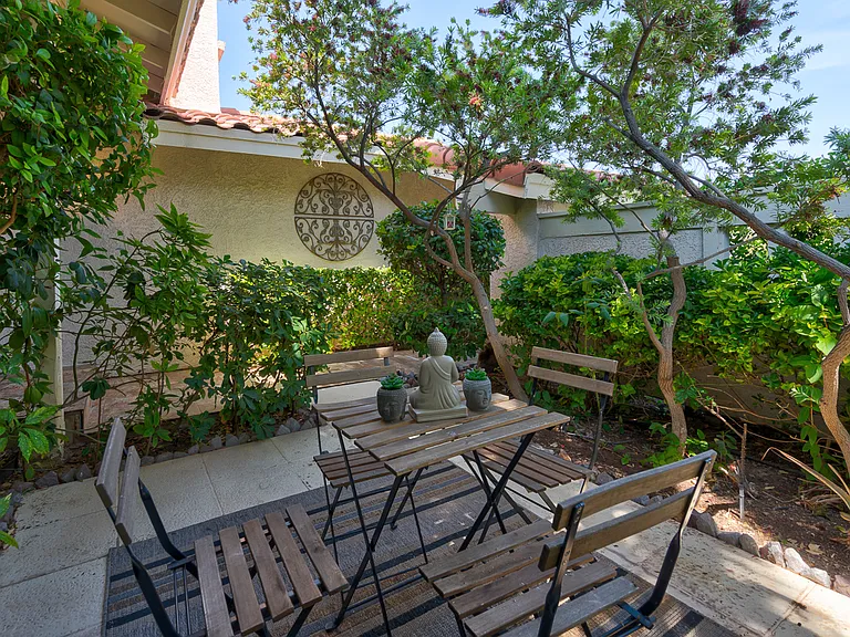 5843 Thor Dr — Photo 45