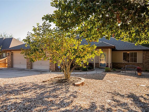 2nd image of 26 Oniell Cir