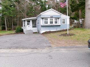 65 Beechwood Rd, Halifax, MA 02338