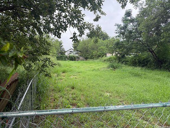 2nd image of 1216 Leal LOT 9