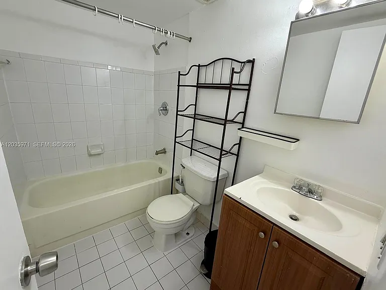 291 NW 177th St #C-107 — Photo 5