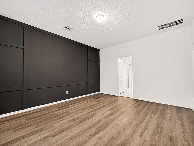 12602 Blue Jay Cove Ln — Photo 24