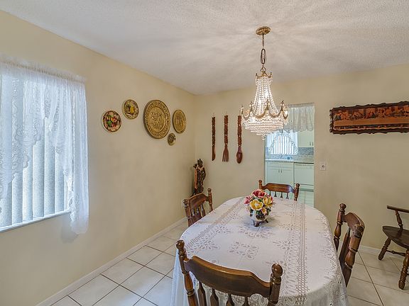 3rd image of 10315 Ellenwood Way
