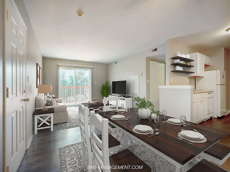 Southland Greens Apartments — Photo 4