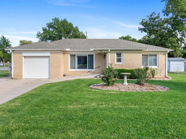 306 S Prospect St, Clearwater, KS 67026
