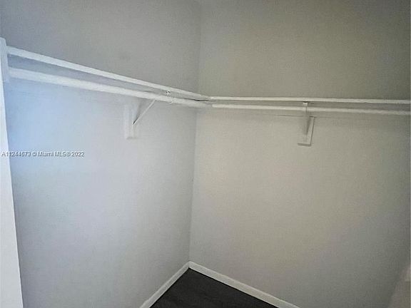 5th image of 6941 Carlyle Ave #5D
