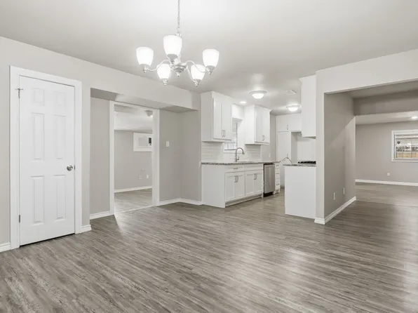504 Irene St, Burleson, TX 76028