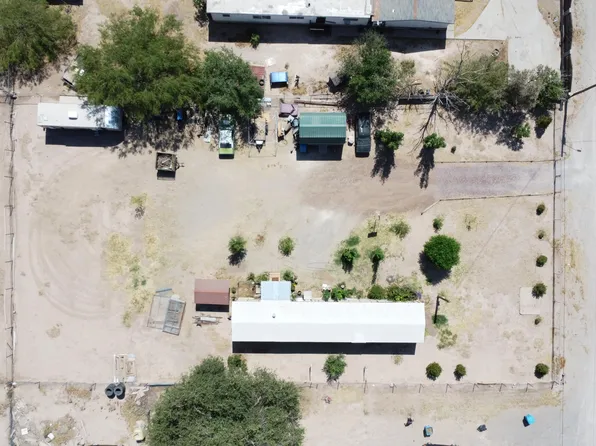 525 Borrego Rd, San Elizario, TX 79849