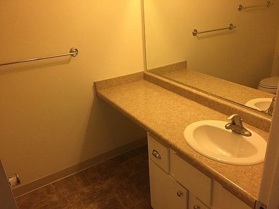 3rd image of 13216 NE Salmon Creek Ave Unit 6K