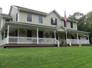 128 Skyline Dr, Cold Spring, NY 10516